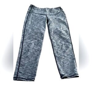 ATHLETA Women’s Leggings Gray Activewear High Rise Capris, Size Small